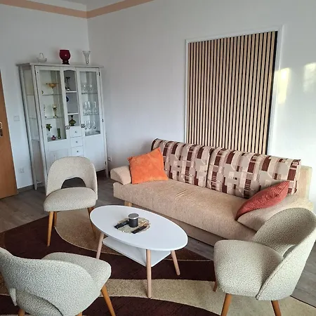 Lobec 2 Apartment Calau